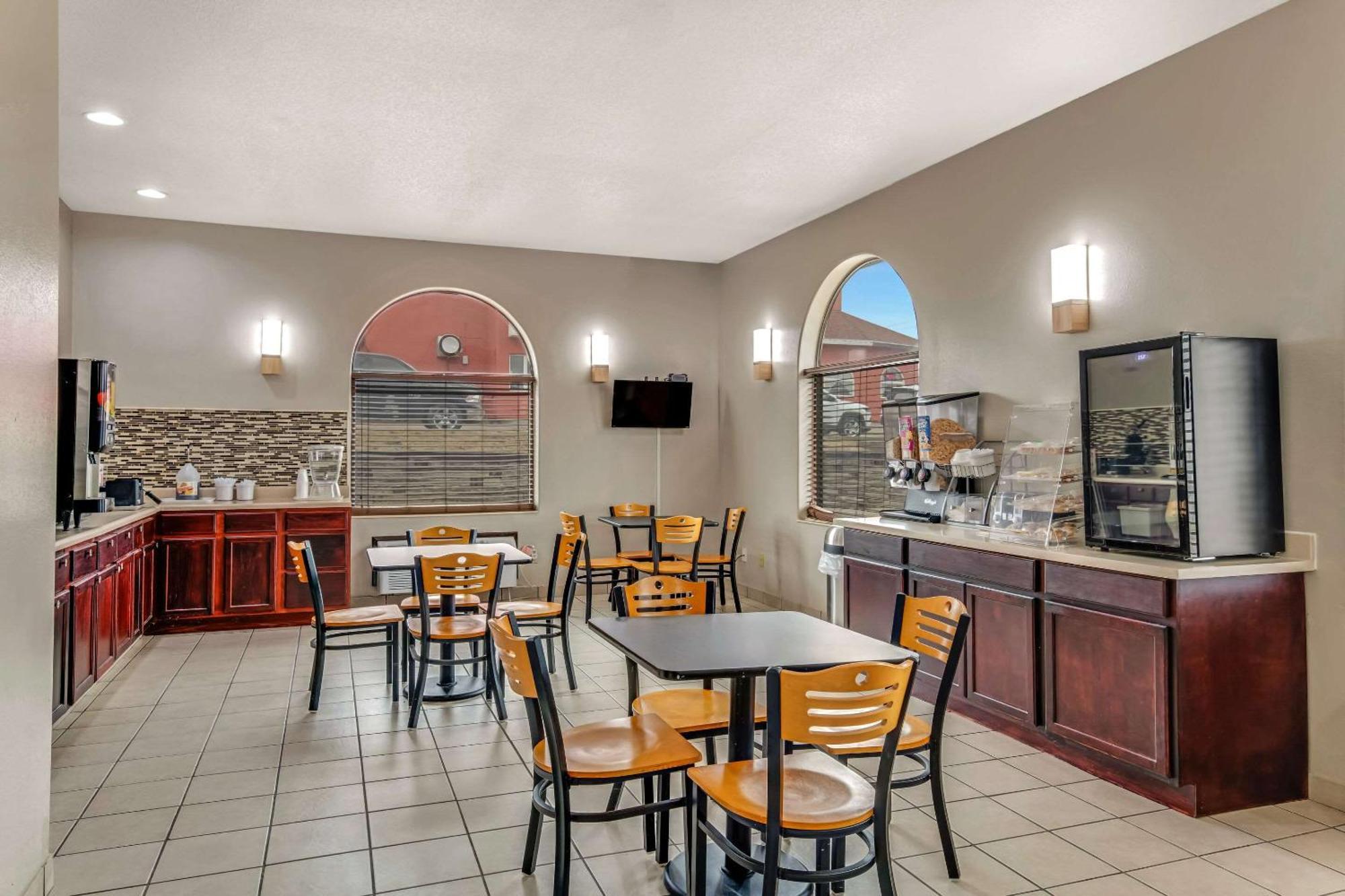 Rodeway Inn Red Oak Dış mekan fotoğraf